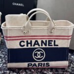Chanel Beach Bag Shopper - Image 2