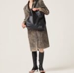 MIU MIU Hobo Leather Shoulder Handbag - Image 2