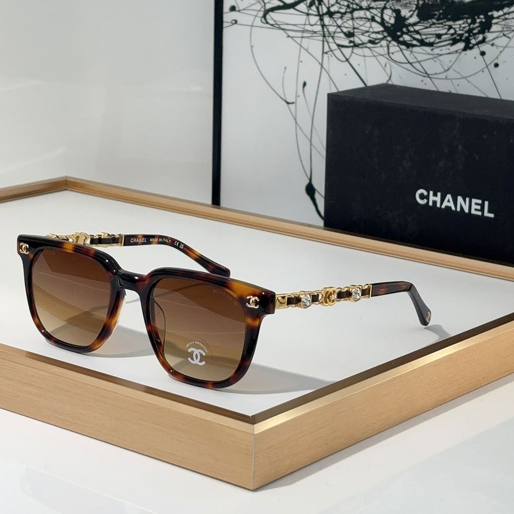 Chanel  Mirror leg With Drill Sunglasses Top quality