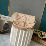 Louis Vuitton LV Diane bag - Image 2