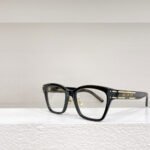 Dior Acetate Fibre  Stylish And Ssimple sunglasses  Top quality - Image 4
