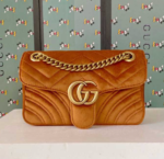 Gucci GG Marmont Velvet Mini - Image 4