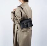 Gucci Litchi Pattern Crossbody Bag - Image 2