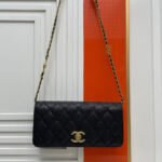 Chanel woc Lychee Shoulder Bag - Image 2