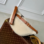 LV SKI Bumbag - Image 4