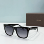 Tom Ford Thick Frame Sunglasses Top Quality - Image 4