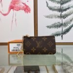 Louis Vuitton LV Key & Coin Wallet M62650 - Image 8