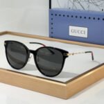 Gucci  Skinny Legs Temperament sunglasses Top quality - Image 3