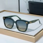 Balenciaga Mirror leg Logo  sunglasses Top quality - Image 2