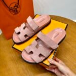 Hermès Chypre leather sandals - Image 2