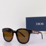 Dior Square Sunglasses Top Quality - Image 6