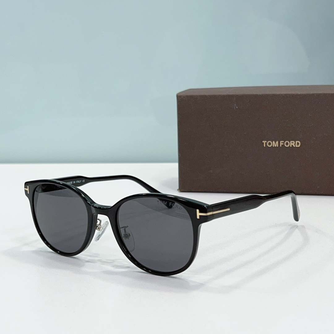 b36c6bfca83b7004b60c33d93a4e0e76ed15e209 Tom Ford T-Shaped Logo Sunglasses Top Quality - Image 1