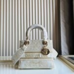 Dior The LADY D-LITE Bag Collection - Image 6