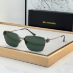 Balenciaga  Hollow metal Logo   sunglasses Top quality - Image 4