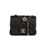 Chanel   Quilted Enamel CC Pearl Crush Mini Flap Black