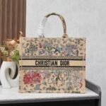DIOR Embroidered Tote Bag - Image 3