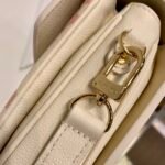 Louis Vuitton Pochette Metis M45573 - Image 9