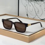 Gucci  Uv protection sunglasses Top quality - Image 2