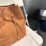 Saint Laurent VSl Paris Vll Hobo Shoulder Bag - Image 9