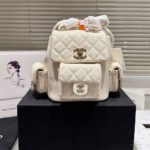 Chanel  23K Double Side Pocket Bag - Image 5