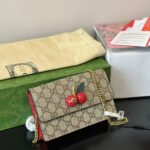 Gucci  Cherry Chain Bag - Image 2
