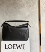 Loewe Small Puzzle Black - Image 5