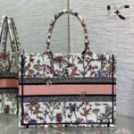 Dior Book Tote Medium Bag - Image 6