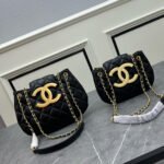 Chanel 24C Vintage Leather Messenger Bag Shoulder Crossbody Bag - Image 2