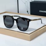 Chanel Mirror Logo Decoration Sunglasses Top quality - Image 6