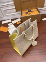 Louis Vuitton Onthego MM Rose Beige M46128 - Image 6