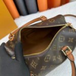 Louis Vuitton LV Tote Shoulder Bag M68169 - Image 5