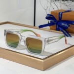 Louis Vuitton LV Mirror leg Logo sunglasses Top quality - Image 3