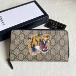 Gucci Unisex GG Supreme Printed Long Zipper Wallet - Image 5