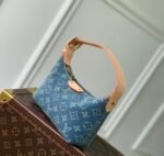 Louis Vuitton LV HILLS POCHETTE Denim Handbag M82949 - Image 4