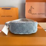 Louis Vuitton LV Crossbody Bag - Image 5