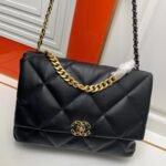 Chanel 19bag   Gold Buckle Shoulder Crossbody Bag - Image 2