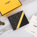 FENDI Contrast Color Design Wallte - Image 5