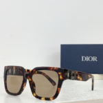 Dior Sun Protection Sunglasses Top Quality - Image 3