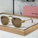 MIU MIU  Slim Metal Logo Mirror Legs Sunglasses Top quality - Image 4