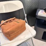 Saint Laurent VSl Paris Vll Hobo Shoulder Bag - Image 8