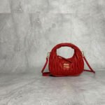 MIU MIU Wander matelassé hobo bag Mini&Small - Image 9