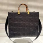 FENDI Sunshine Texture Bag Medium - Image 6