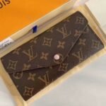 Louis Vuitton LV Josephine Wallet - Image 5