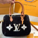 Louis Vuitton wool lamb bag - Image 4