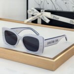 Dior Side Letter Plate Frame sunglasses Top quality - Image 4