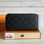 Louis Vuitton LV Zippy Wallet M61694 - Image 6